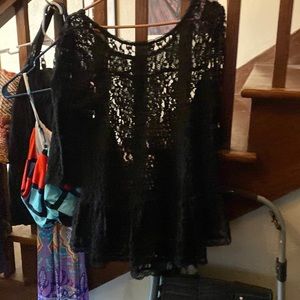 Stevie type black shirt